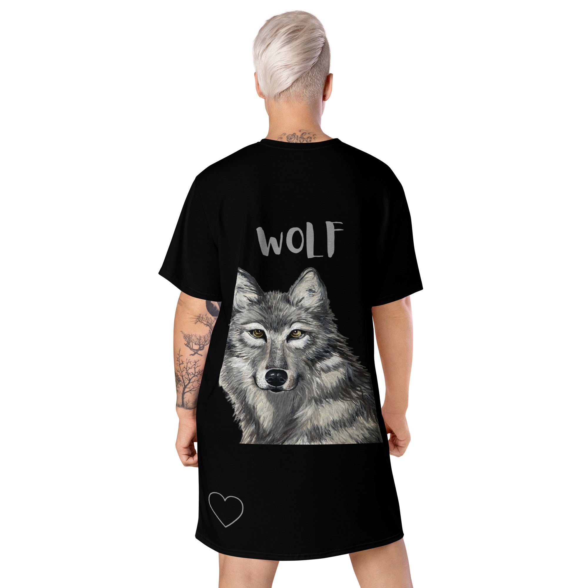 T-särkkleit WOLF must